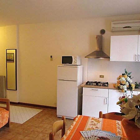 Adua Appartement Bibione Buitenkant foto