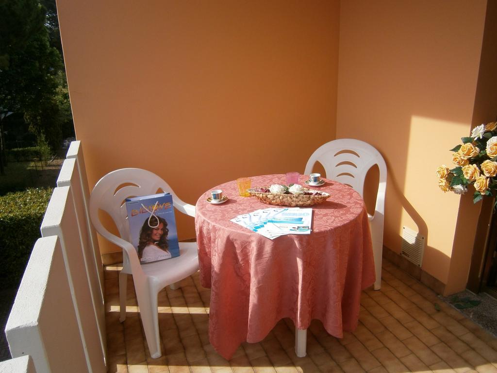 Adua Appartement Bibione Buitenkant foto