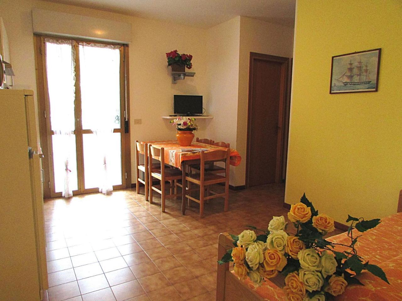 Adua Appartement Bibione Buitenkant foto